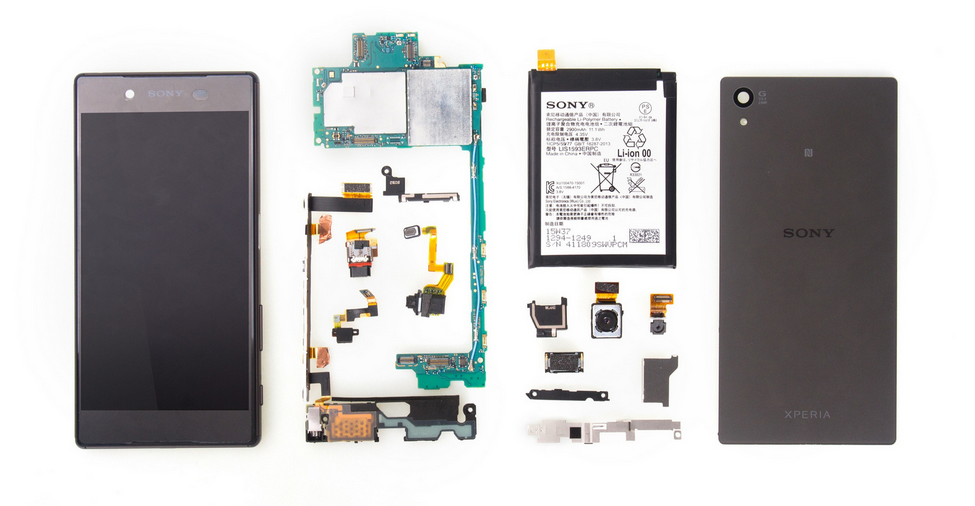 Mổ xẻ và đánh giá cấu tạo của Sony Xperia Z5 5