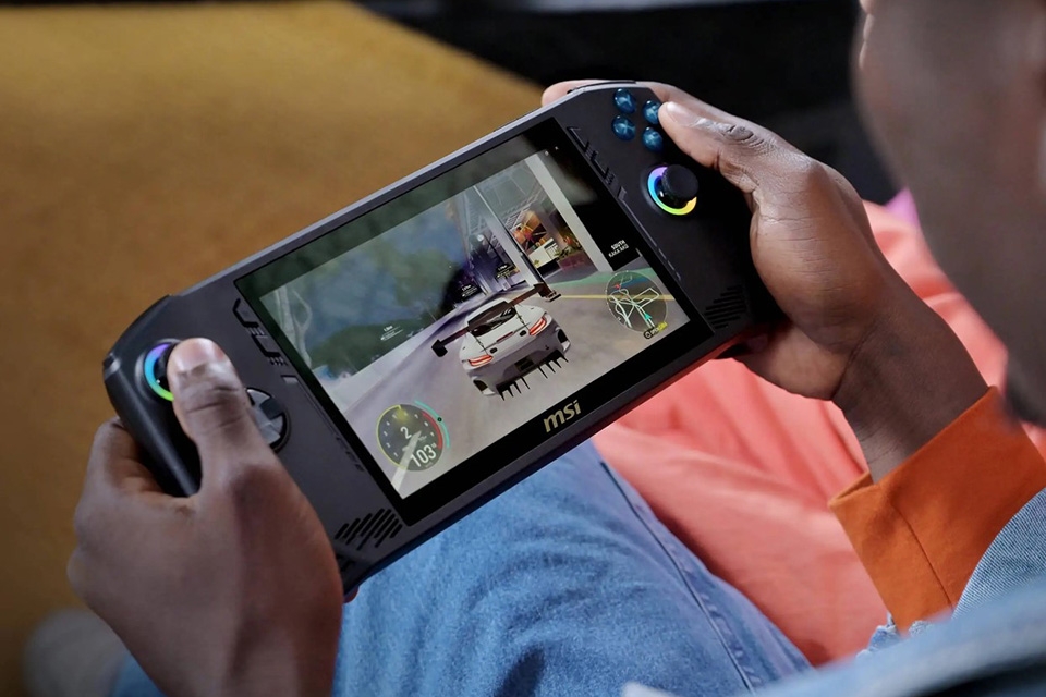 MSI Claw – máy chơi game cầm tay hàng đầu hiện nay