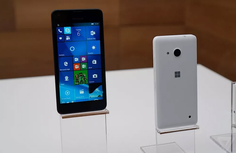Microsoft lặng lẽ cho ra mắt Lumia 550