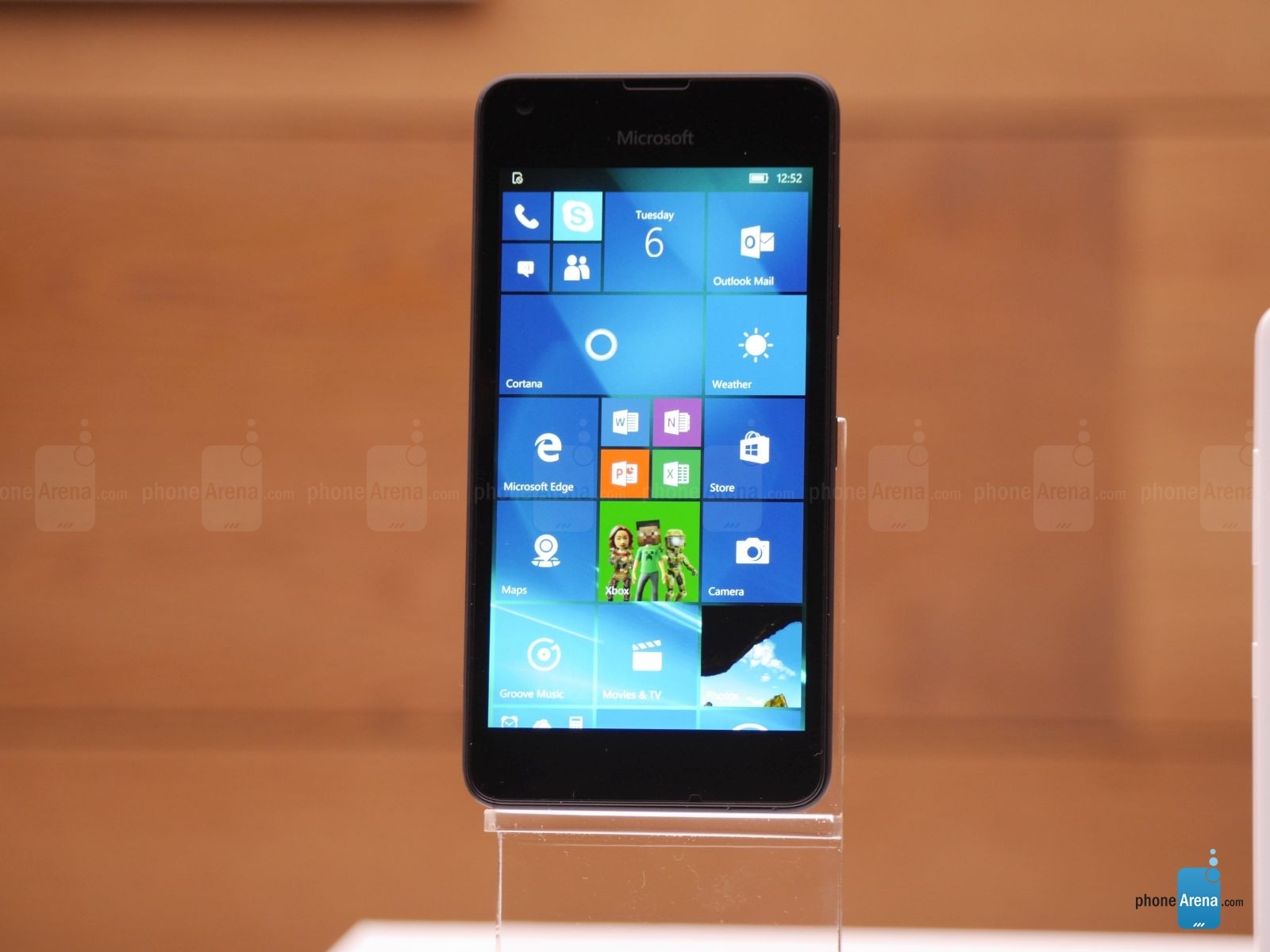 cấu hình lumia 550