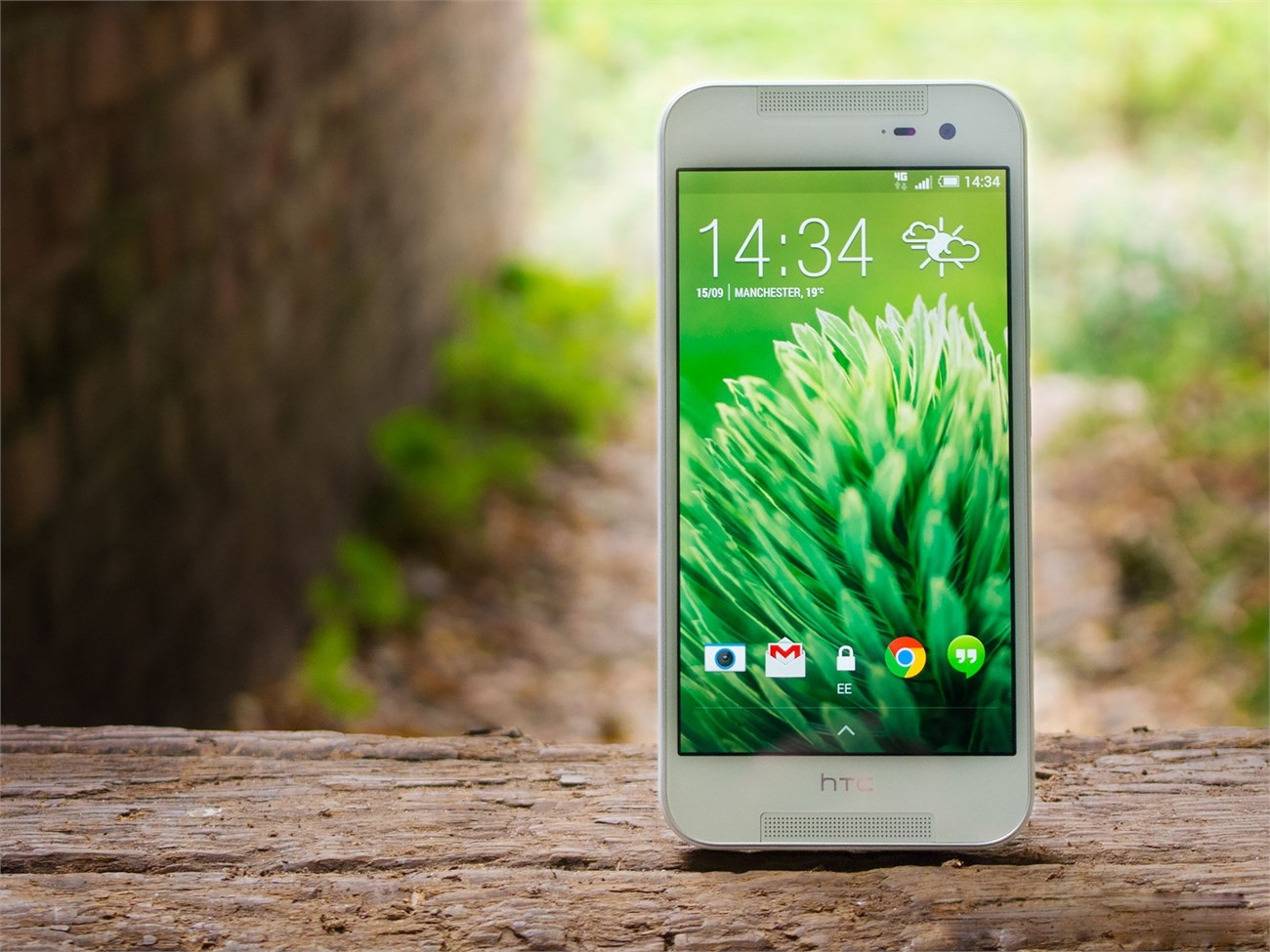Thiết kế của HTC Butterfly 2