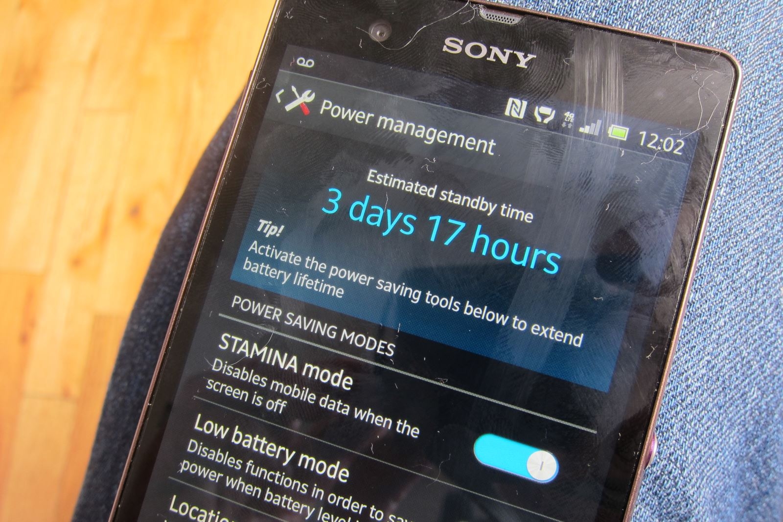 Sony Xperia Z5 có phần mềm quản lý pin Stamina Mode trên Android 6.0