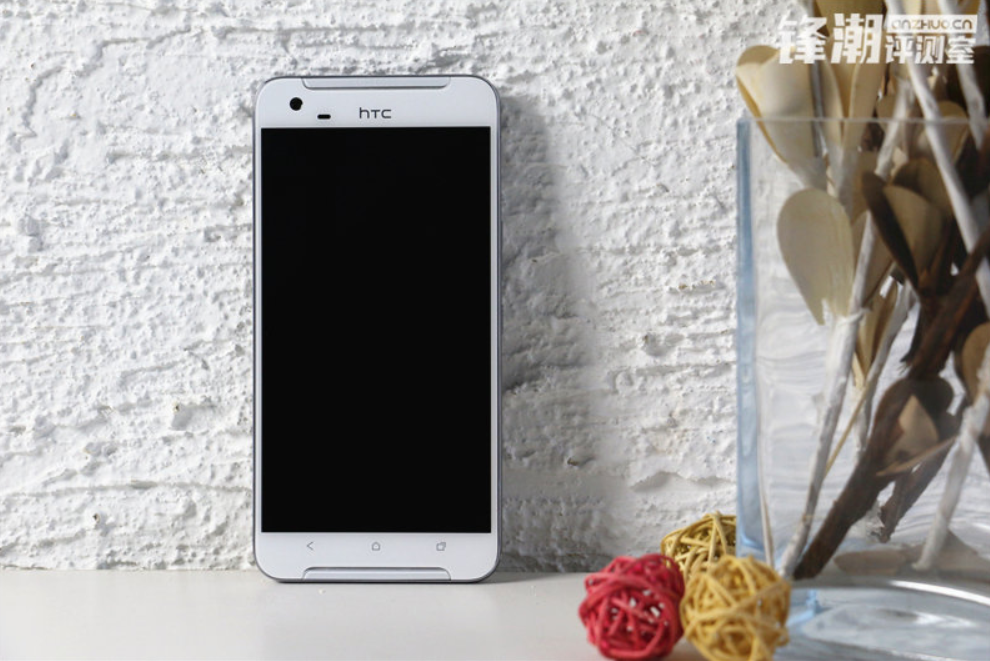 HTC One X9 với màn hình 5,5 inch