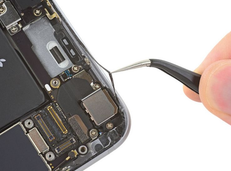 4 smartphone chống nước tốt dành cho mùa mưa bão sắp tới 3