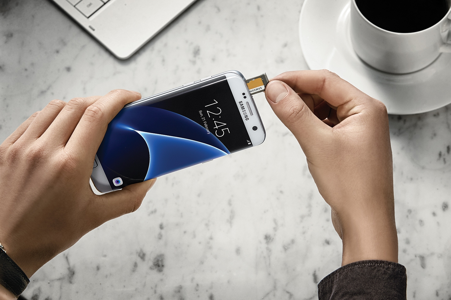 7 nét cuốn hút không thể chối từ của Galaxy S7, S7 edge 1