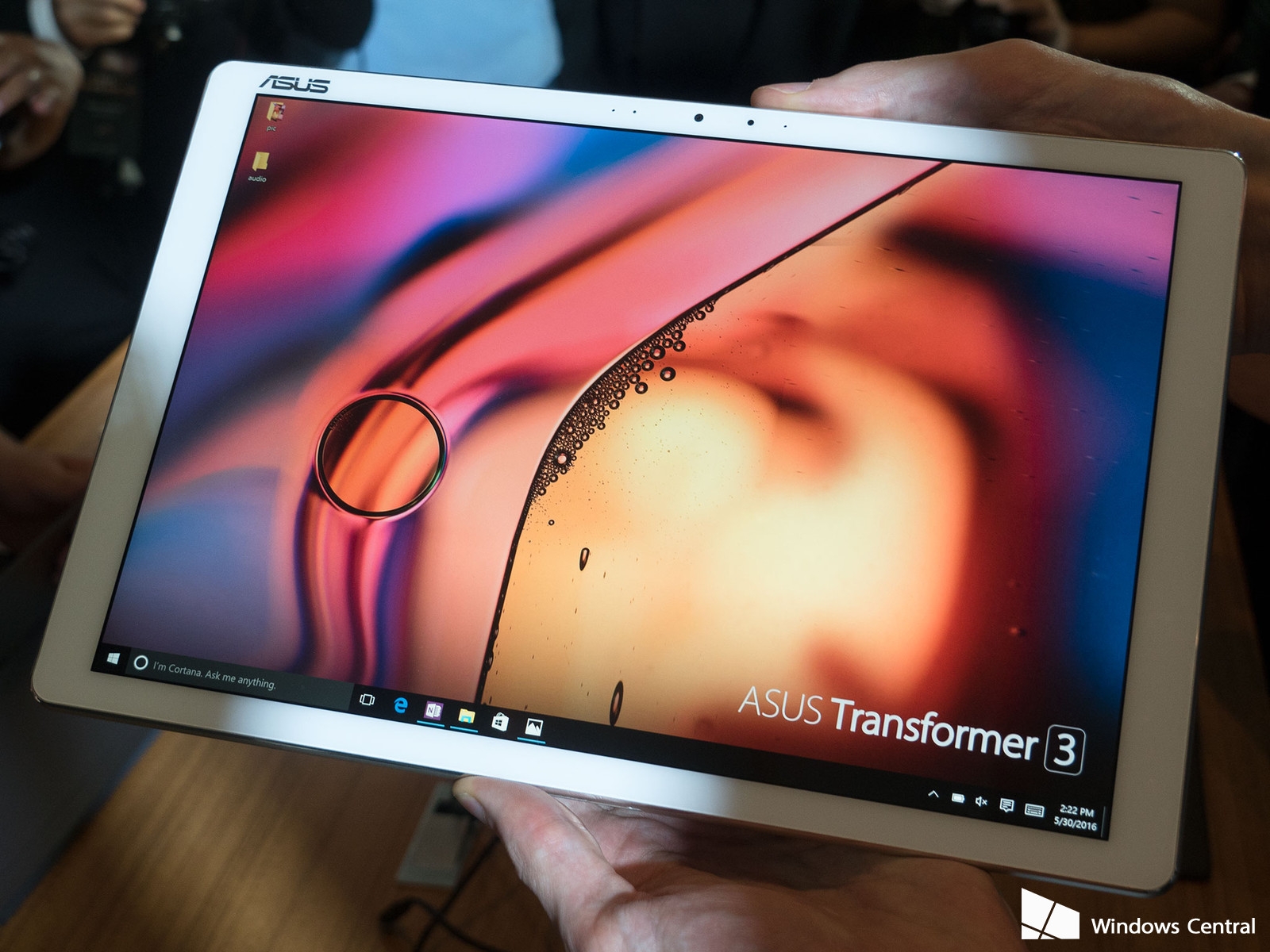 Trên tay Asus Transformer 3 – đối thủ đáng gờm của iPad Pro 3
