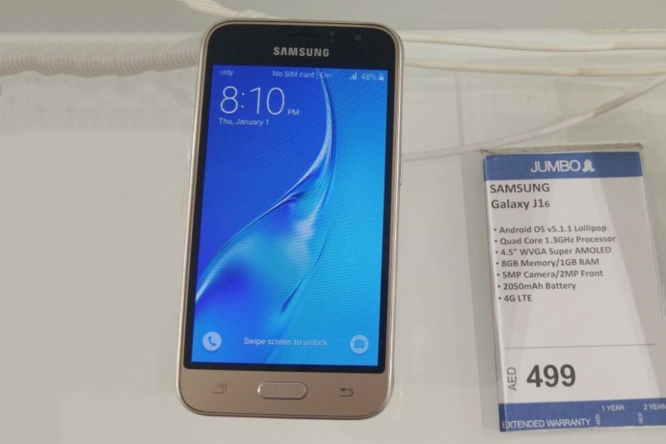 Về tới Việt Nam, Galaxy J1 2016 sẽ có giá bao nhiêu? 1