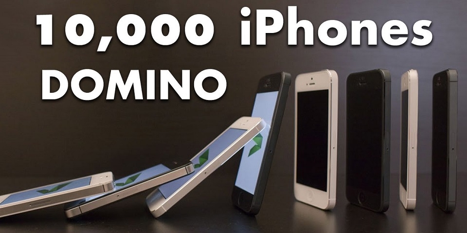 [Video] Thích thú với màn Domino từ 10.000 chiếc iPhone