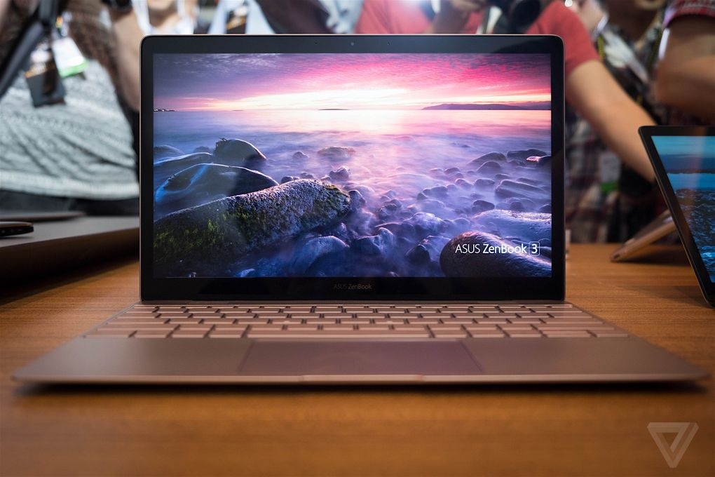 Zenbook 3 khoe sắc cùng Macbook, máy nào đẹp hơn? 3
