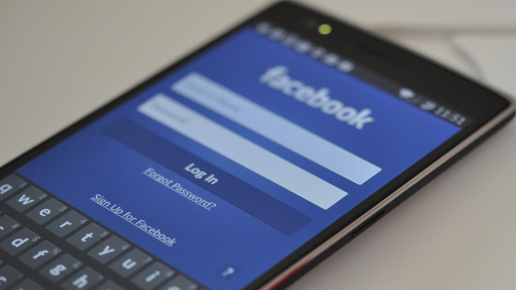 Cài đặt Facebook tiêu tốn hơn 20% pin trên các thiết bị Android