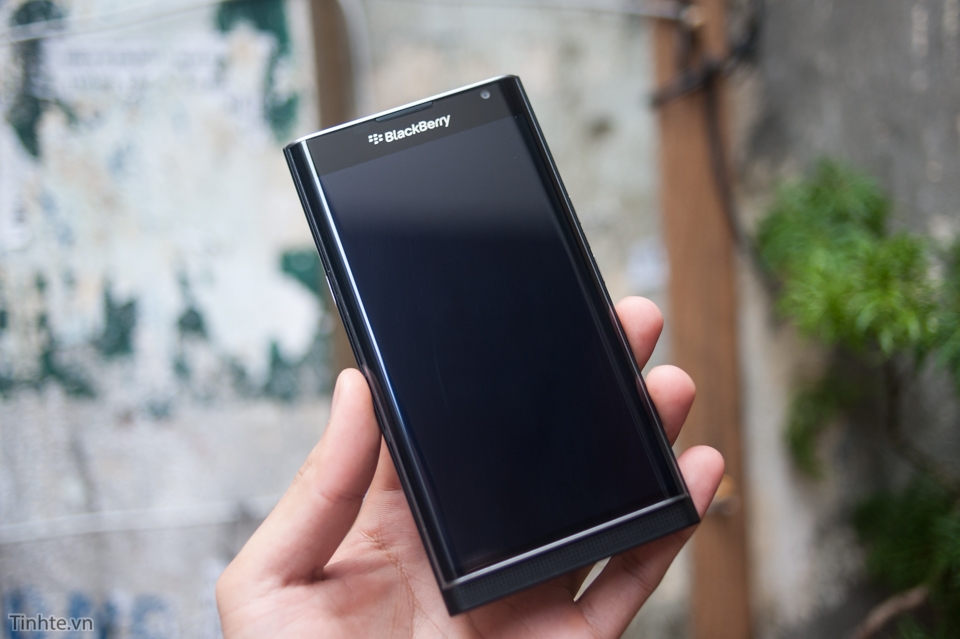 Người dùng nói gì về BlackBerry Priv sau một thời gian sử dụng?