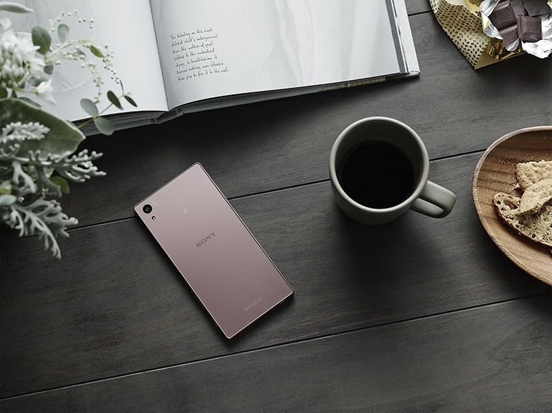 Điện thoại Sony Xperia Z5 phiên bản màu hồng