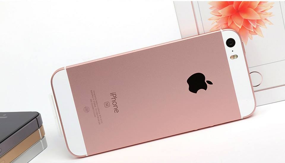 5 smartphone tầm trung đang giảm giá mạnh tại FPTShop 1