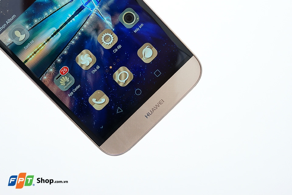 Trên tay Huawei G7 Plus tại FPTShop