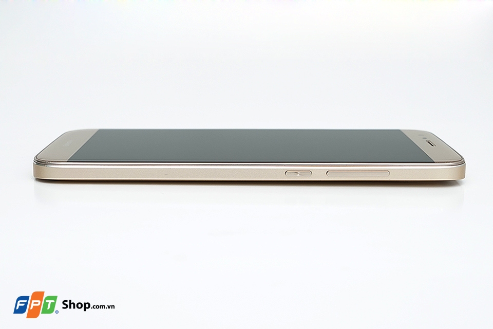 Trên tay Huawei G7 Plus tại FPTShop