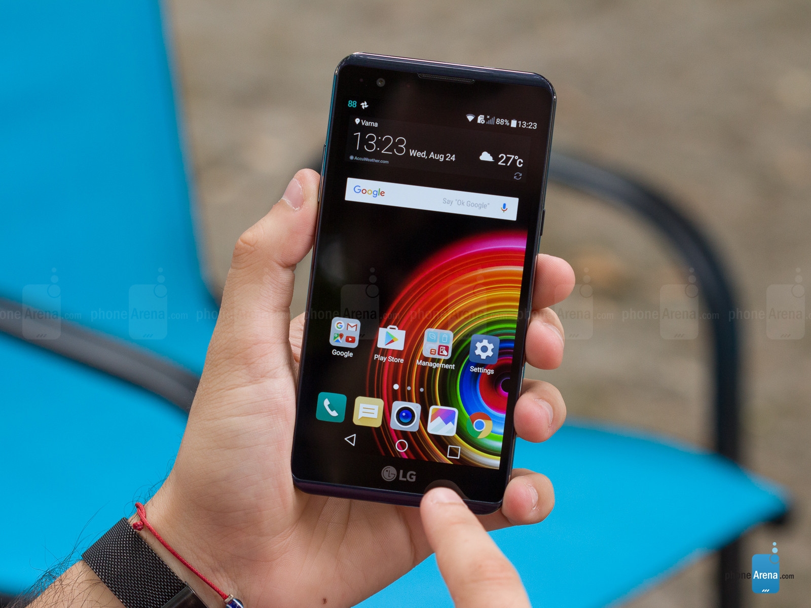 8 smartphone có thời lượng pin tốt nhất thế giới hiện nay 2
