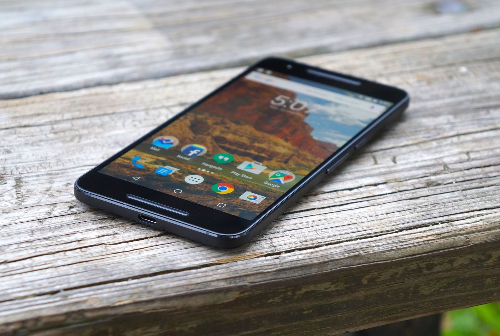 Nexus 6P gặp lỗi đột ngột sập nguồn khi lên Android 7.0