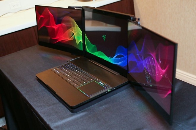Razer tung laptop siêu khủng với 3 màn hình 4k Razer tung laptop siêu khủng với 3 màn hình 4k