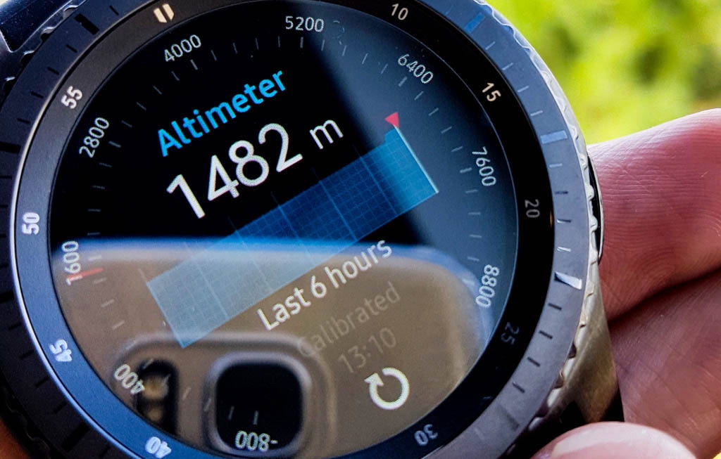 Xách Samsung Gear S3 Frontier lên và đi phượt