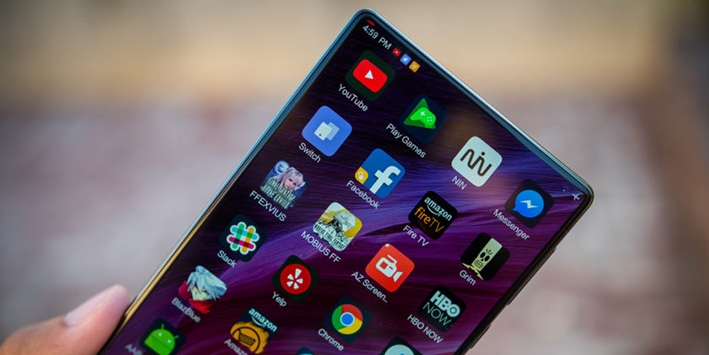 Có một cuộc đua khốc liệt bắt đầu từ thời iPhone 2G tới nay 9