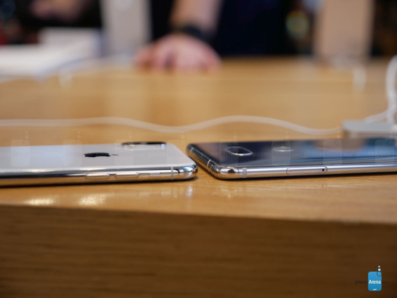 So sánh iPhone X với LG V30: phần thắng nào cho siêu phẩm của LG? 3