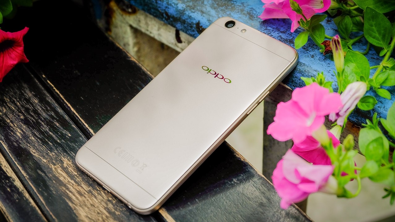 5 smartphone bán chạy nhất FPT Shop trong tháng 4 12