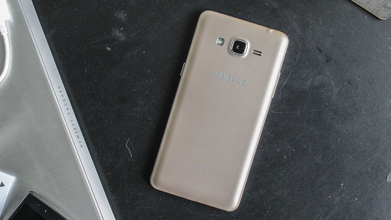 4 smartphone xuất sắc có giá bán phải chăng của Samsung 09
