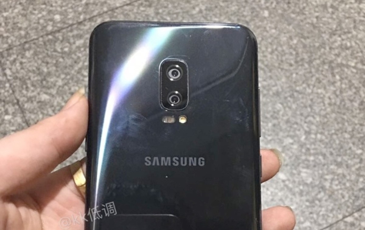 Có thể bạn không tin, nhưng iPhone 8 sẽ rất giống Galaxy Note 8 5