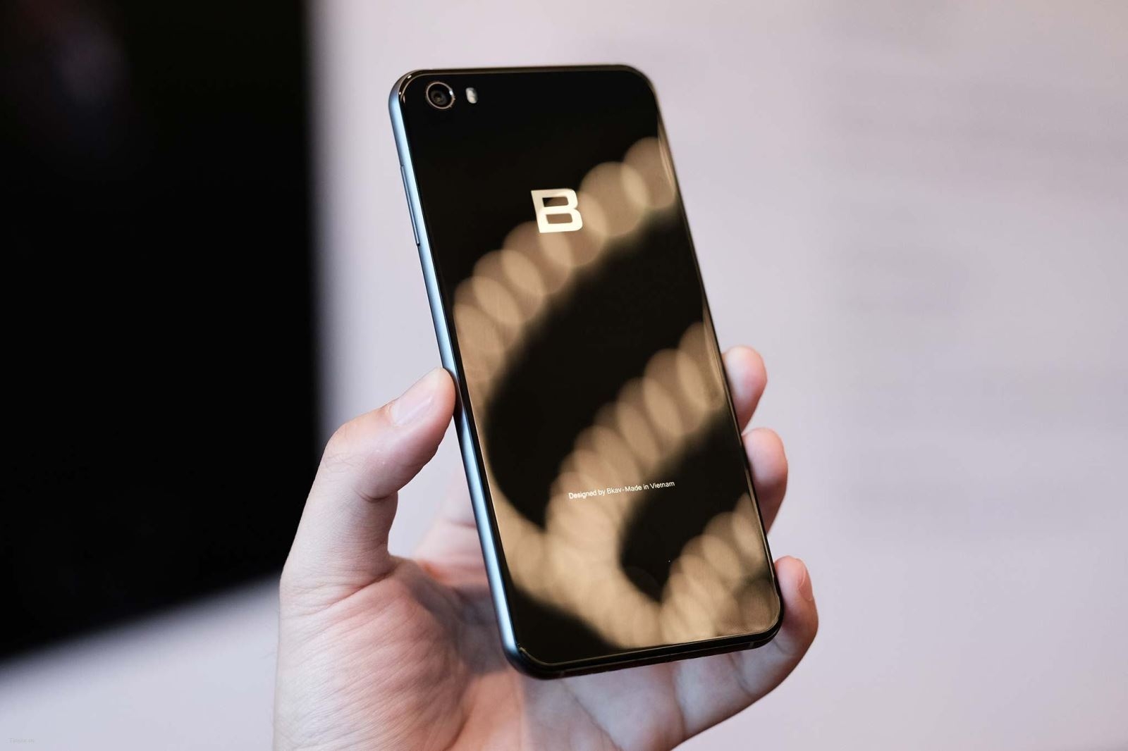 10 smartphone siêu phẩm đang gây bão cộng đồng mạng hiện nay 12