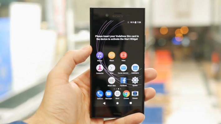 So sánh Xperia XZ1 với Xperia XZ và XZ Premium 2