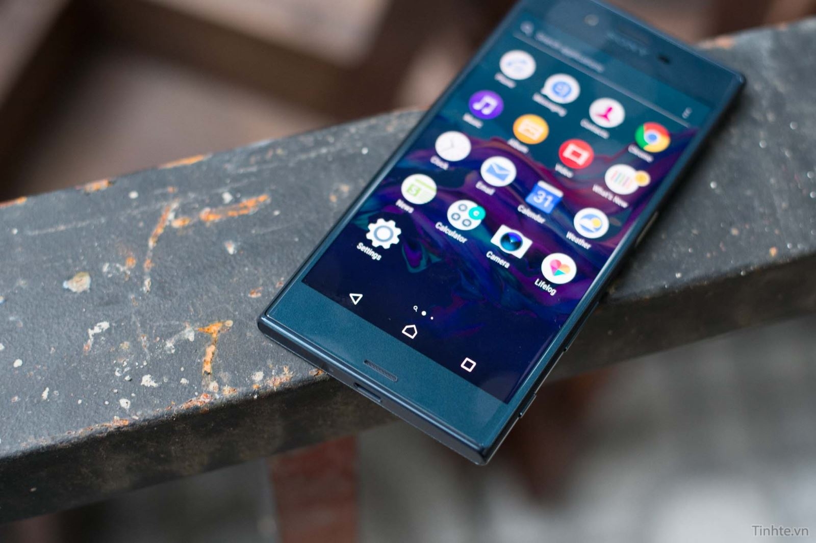 Sony Xperia XZ Sony Xperia XZ