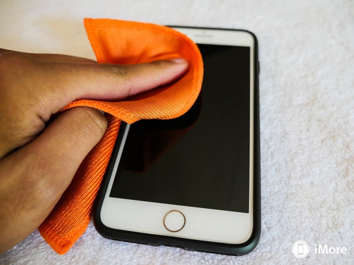 Dùng iPhone bao lâu nay, nhưng bạn có bao giờ vệ sinh máy? 2