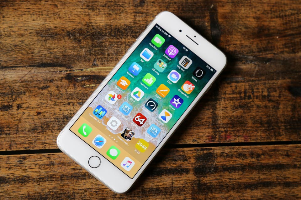 Cuối năm nay, lựa chọn ra sao giữa iPhone X, iPhone 8 và iPhone 8 Plus? 7