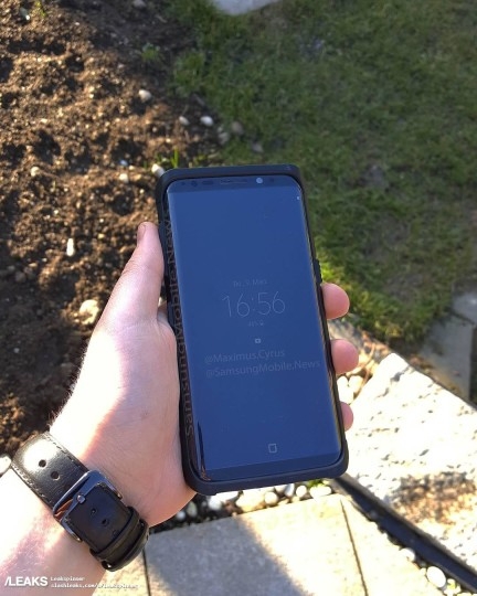 Galaxy S8 lộ diện trong hình ảnh trên tay mới nhất 1