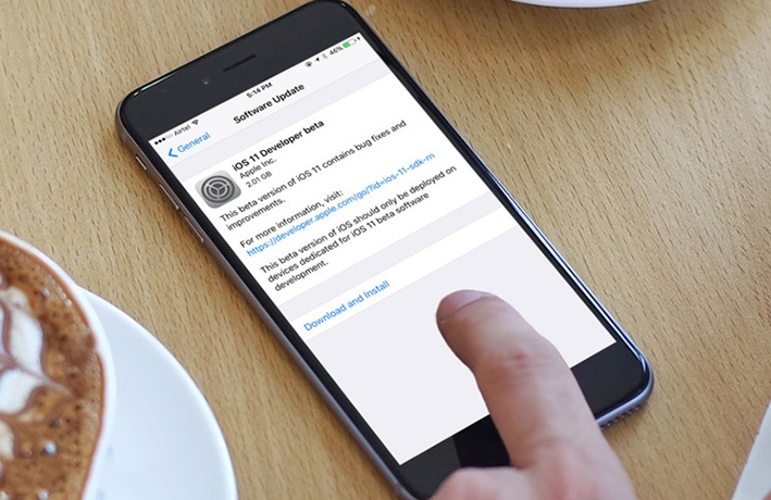Tại sao Apple chặn không cho người dùng hạ cấp iOS? 9