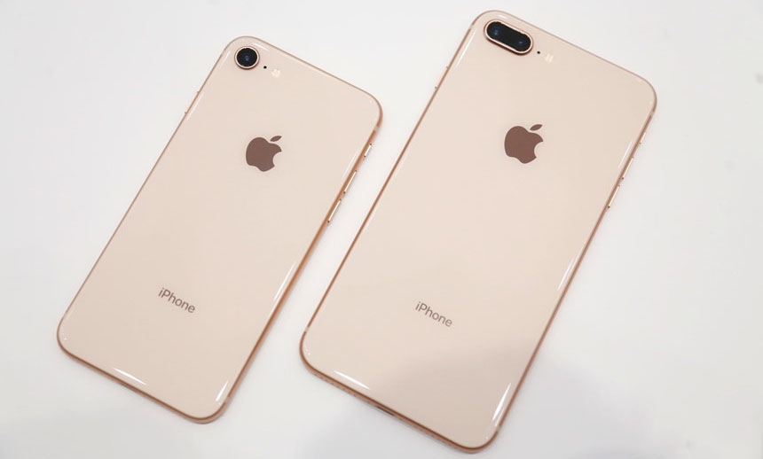 3 điều iPhone 8 làm được còn iPhone X thì không 1