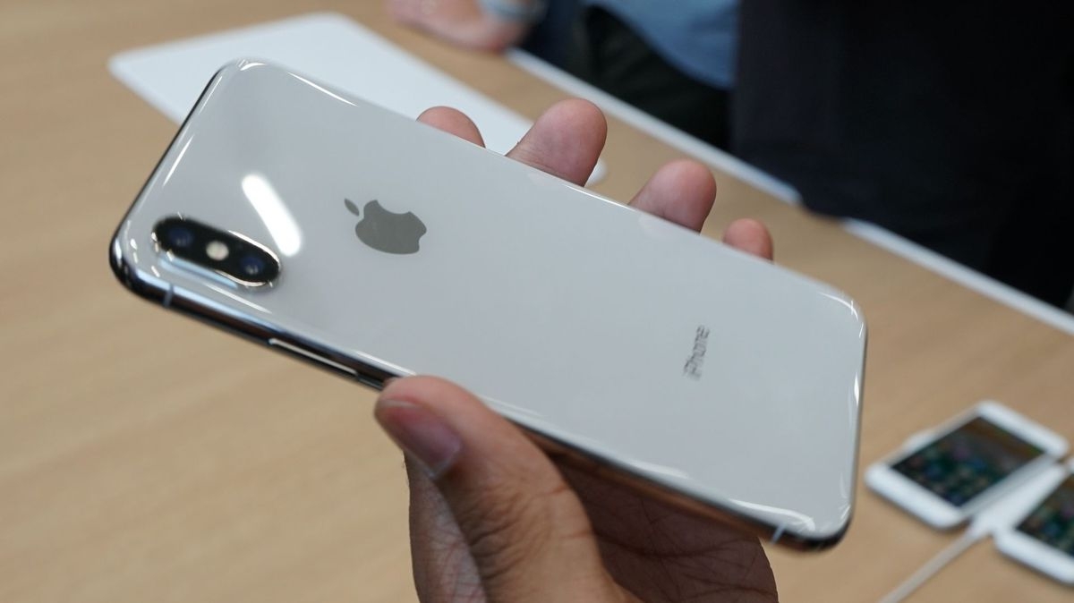 Ít ai biết iPhone X và Galaxy Note8 cũng có nhiều điểm giống nhau đến ngỡ ngàng 577