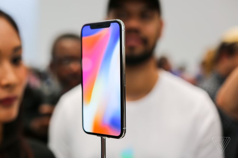 iPhone X xuất sắc nhất ở đâu và tồi tệ nhất ở điểm nào? 1