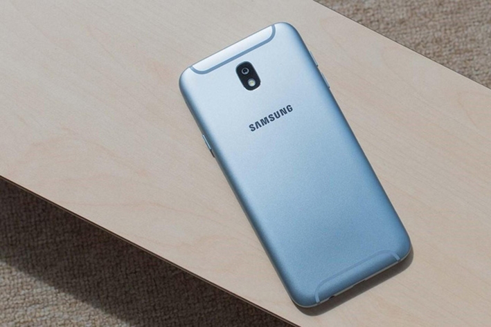 5 smartphone bán chạy nhất FPT Shop trong tháng 12 1