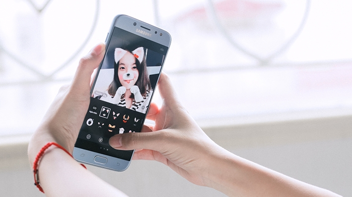 5 smartphone selfie nổi trội ở Việt Nam năm 2017 3
