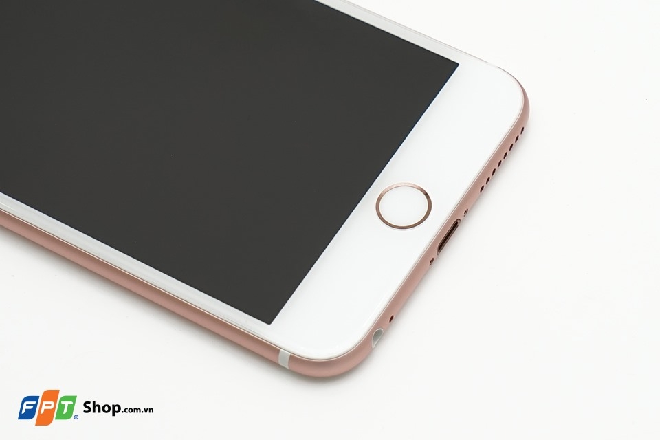 Nên lưu ý gì khi chọn mua iPhone mới dịp cuối năm? 2