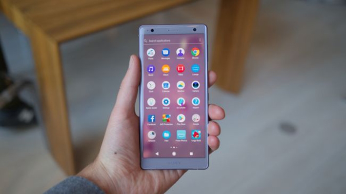 So sánh Galaxy S9 với Xperia XZ2: màn đọ sức của Samsung và Sony 1