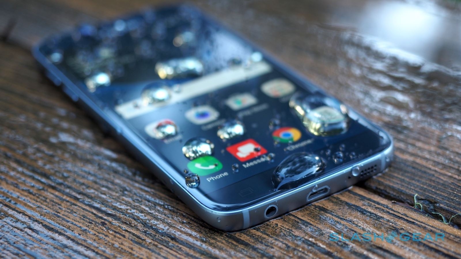 5 smartphone chống nước tốt nhất thị trường hiện nay 1