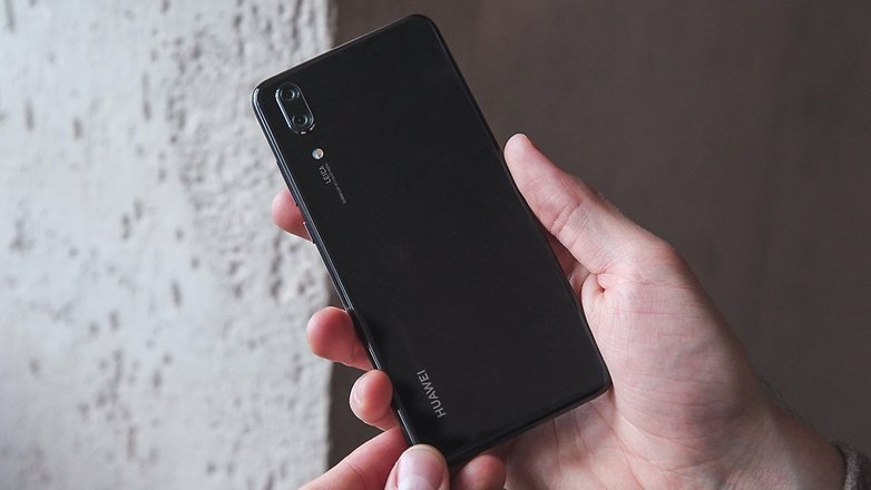 So sánh Huawei P20 và Huawei P10: bước nhảy vọt công nghệ của Huawei 2