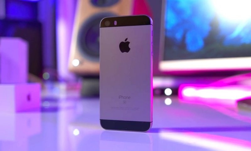Sự thay đổi về giá của iPhone trong 10 năm qua 3