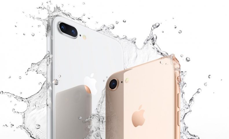 Sự thay đổi về giá của iPhone trong 10 năm qua 2