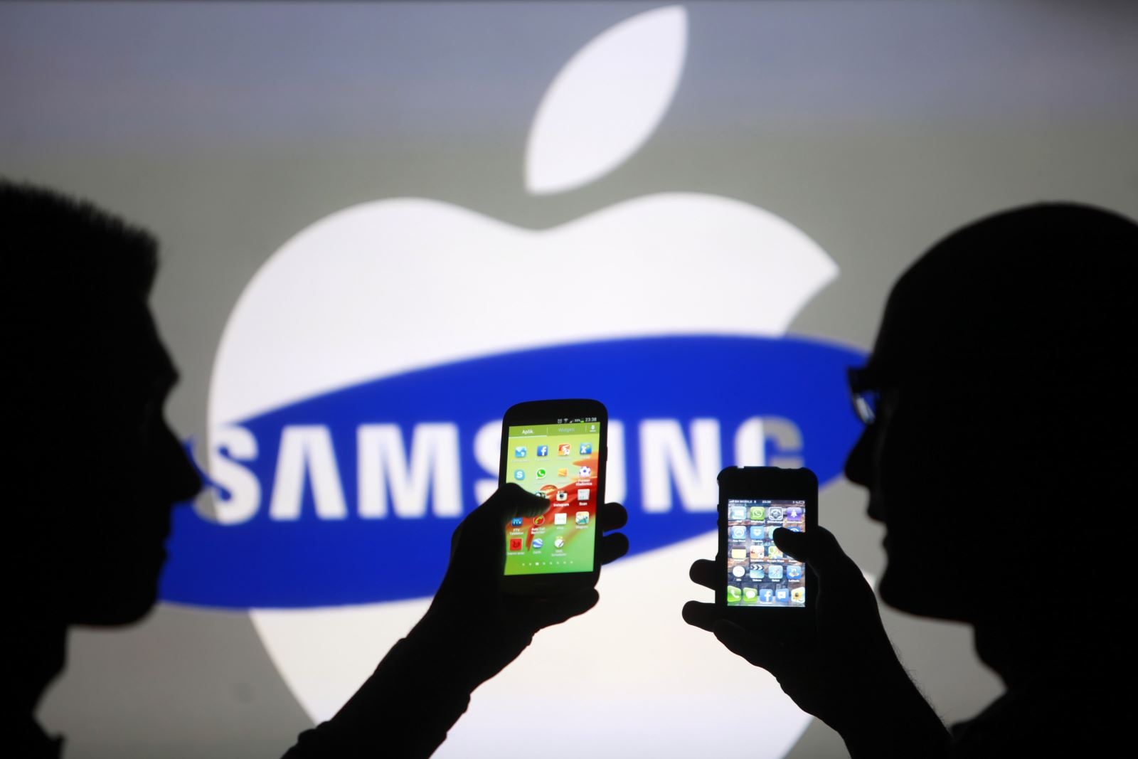 Vụ kiện dài hơi của Samsung và Apple đã được mở lại 1