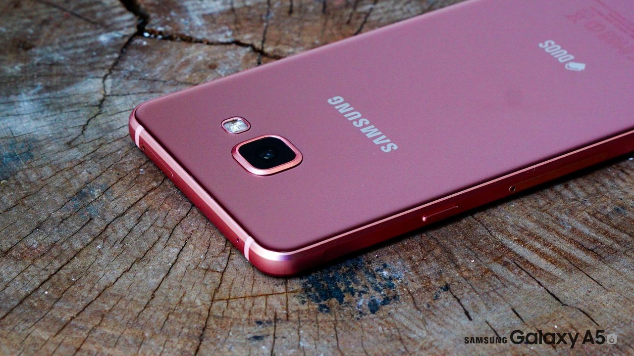 Giải mã cơn khát smartphone tầm trung của người Việt 3