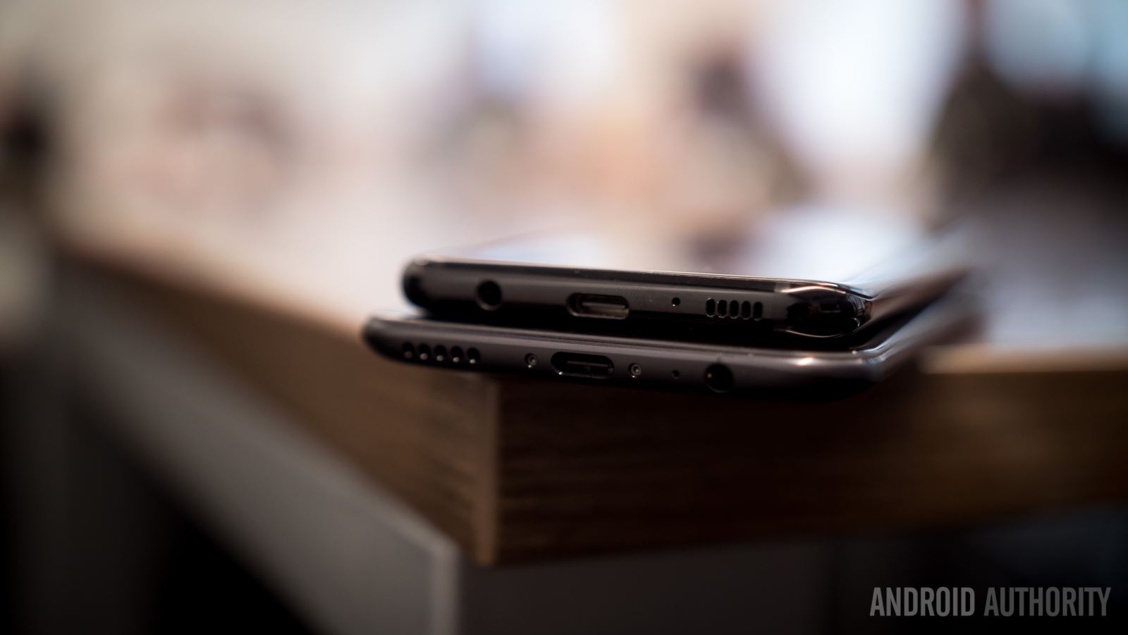 OnePlus 5 đọ sức Galaxy S8: cuộc đụng độ giữa 2 siêu phẩm 905