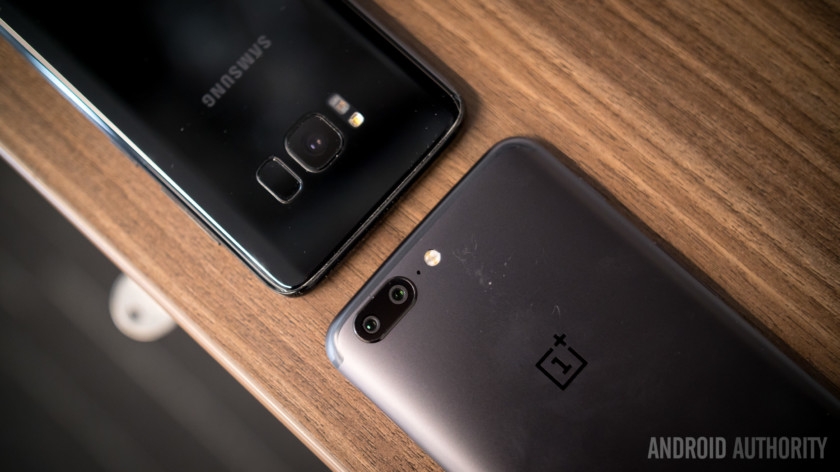 OnePlus 5 đọ sức Galaxy S8: cuộc đụng độ giữa 2 siêu phẩm 870